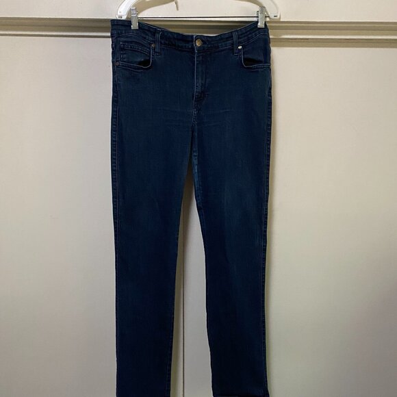 CJ by Cookie Johnson, zip front jeans, slightly distressed, size 36 (16) - 36/33 - Picture 1 of 9